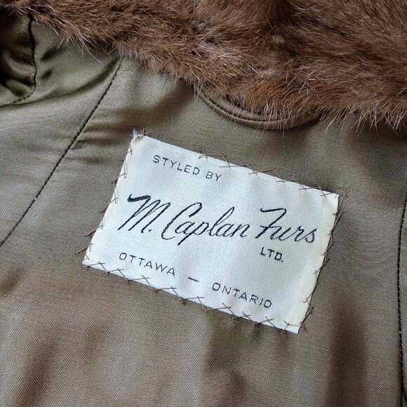 Canada Majestic Mink Genuine Fur Coat - Picture 3 of 5